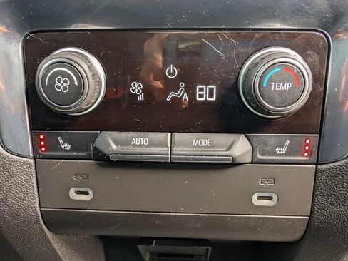 Used 2022 Chevrolet Tahoe Z71 w/ Z71 Off-Road Package image 20