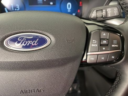 Used 2025 Ford Escape Platinum image 10