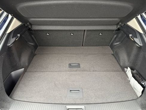 Used 2024 Nissan Ariya AWD image 14