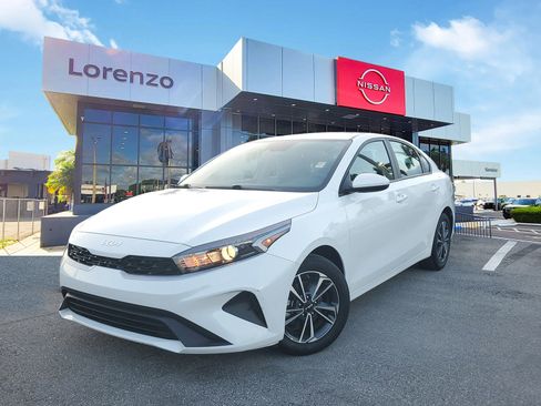 Used 2024 Kia Forte LXS image 1