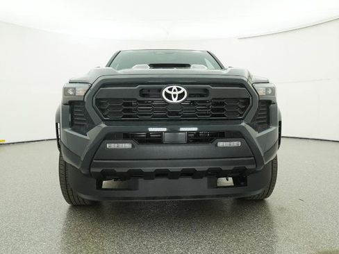 New 2025 Toyota Tacoma TRD Sport image 3