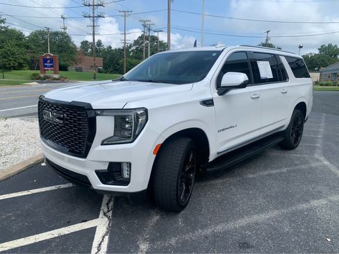 Used 2024 GMC Yukon XL Denali w/ Max Trailering Package AWD/4WD image 3