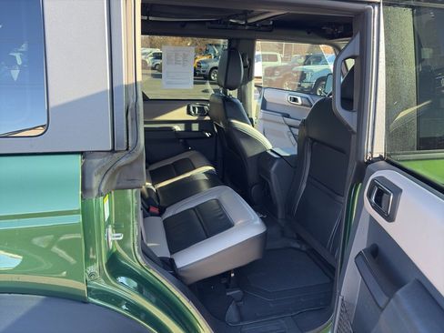 Used 2024 Ford Bronco Wildtrak image 27