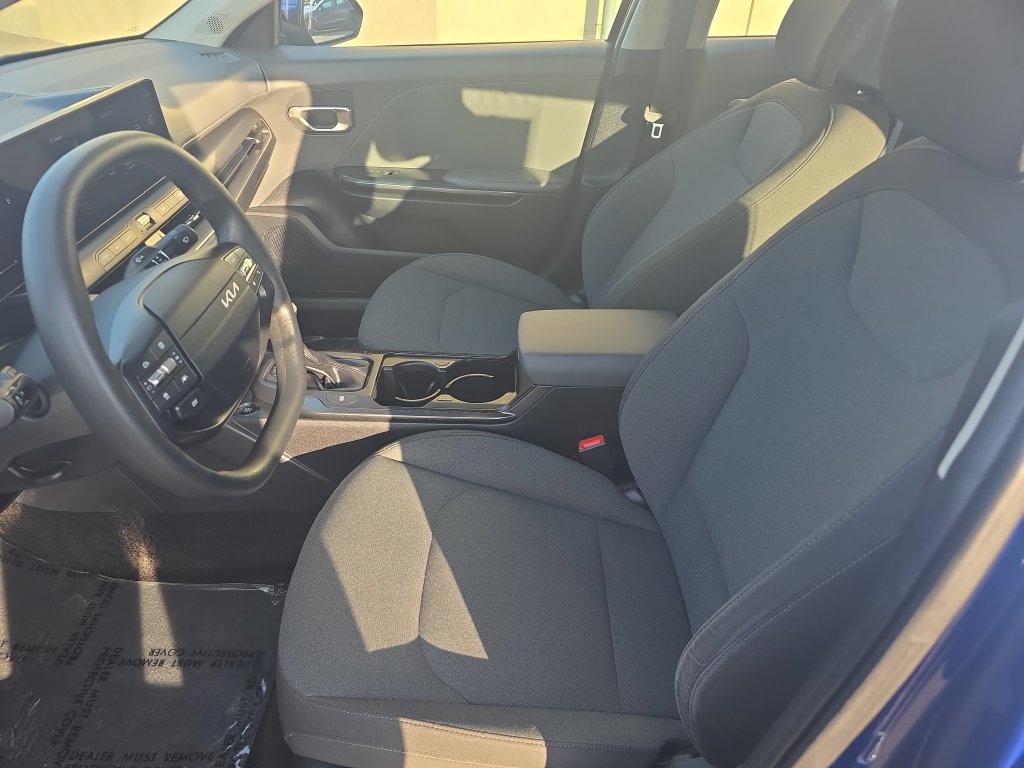 Used 2025 Kia K4 FWD image 9