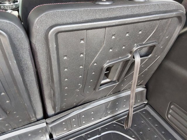 Used 2023 Chevrolet Traverse RS w/ LPO, Floor Liner Package AWD/4WD image 13