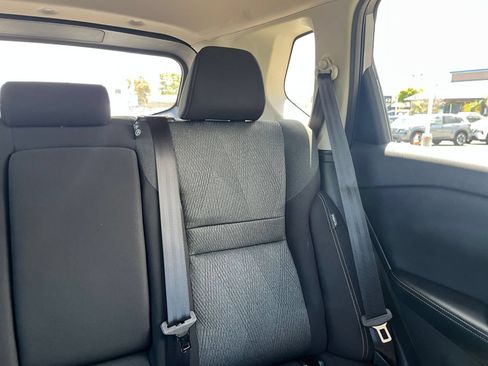Used 2025 Nissan Rogue SV AWD/4WD image 39