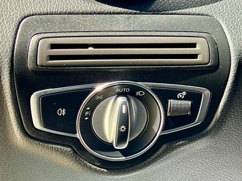 Certified 2022 Mercedes-Benz GLC 300 4MATIC image 24