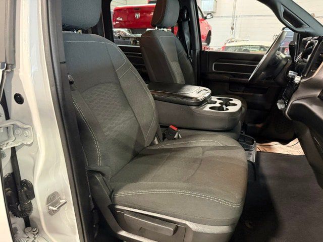 Used 2025 RAM 2500 Big Horn AWD/4WD image 10