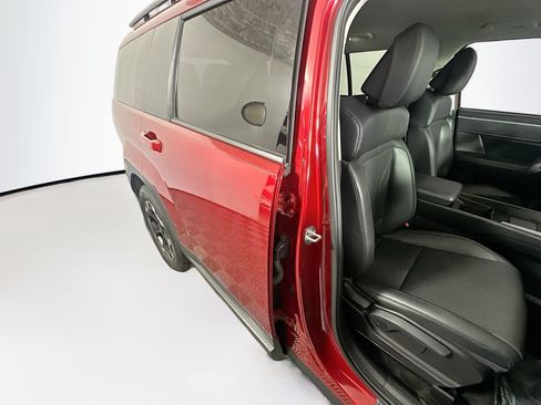 Used 2024 Hyundai Santa Fe SEL FWD image 28