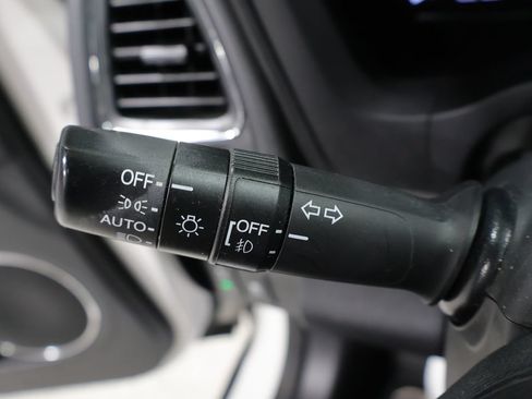 Used 2019 Honda HR-V EX-L image 38