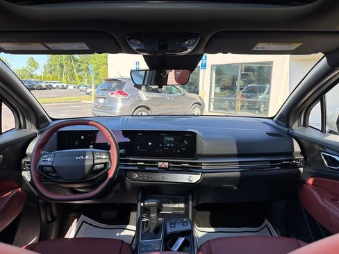 New 2026 Kia Sportage SX AWD/4WD image 23
