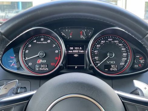 Used 2015 Audi R8 V10 w/ Full Leather Package AWD/4WD image 31