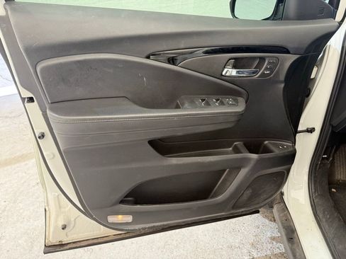 Used 2021 Honda Passport Touring image 13