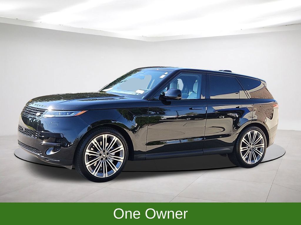 Used 2024 Land Rover Range Rover Sport SE AWD/4WD image 3