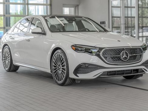 Used 2026 Mercedes-Benz E 350 4MATIC Sedan image 21