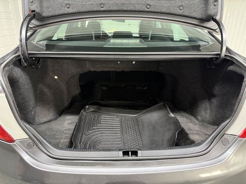 Used 2012 Toyota Camry SE FWD image 25