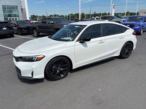 Used 2025 Honda Civic Sport image 17