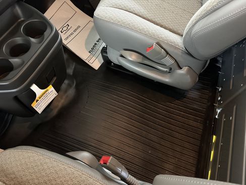 New 2025 Chevrolet Express 3500 w/ Driver Convenience Package image 22