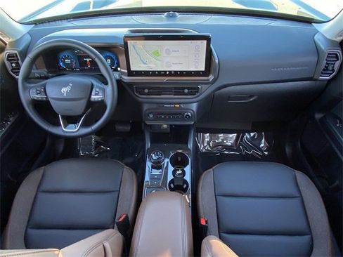 Used 2025 Ford Bronco Sport Outer Banks w/ Outer Banks Tech Package+ image 17