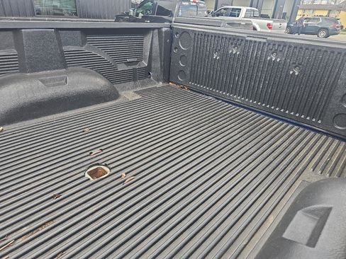 Used 2011 RAM 2500 ST w/ Chrome Accents Group AWD/4WD image 12