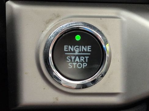 Used 2022 Ford F150 XLT w/ Equipment Group 302A High RWD image 29