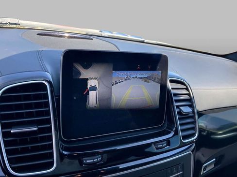 Used 2018 Mercedes-Benz GLS 550 4MATIC image 26