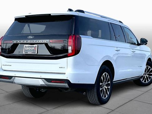 Used 2025 Ford Expedition Max Platinum image 13