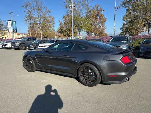 Used 2017 Ford Mustang Shelby GT350 w/ Electronics Package image 4