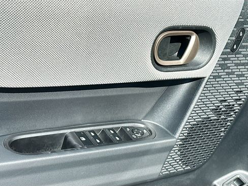 Used 2025 MINI Cooper S image 17