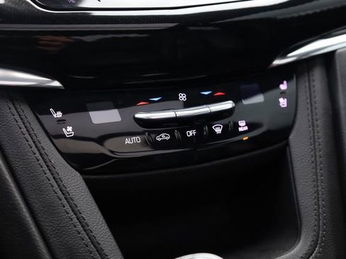 Used 2020 Cadillac XT6 Sport AWD/4WD image 20