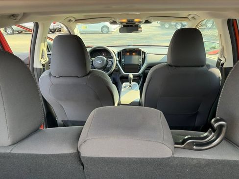 Used 2025 Subaru Crosstrek 2.5i Premium AWD/4WD image 17