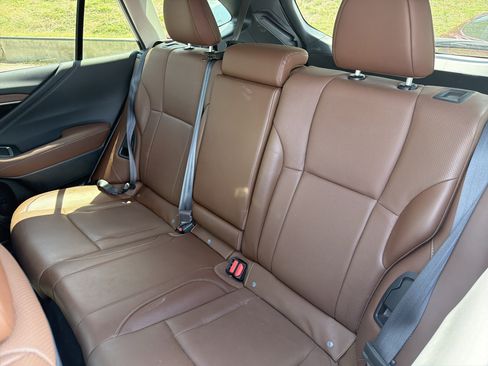 Certified 2025 Subaru Outback Touring AWD/4WD image 11