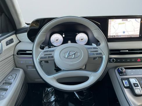 Used 2024 Hyundai Palisade Calligraphy AWD/4WD image 13