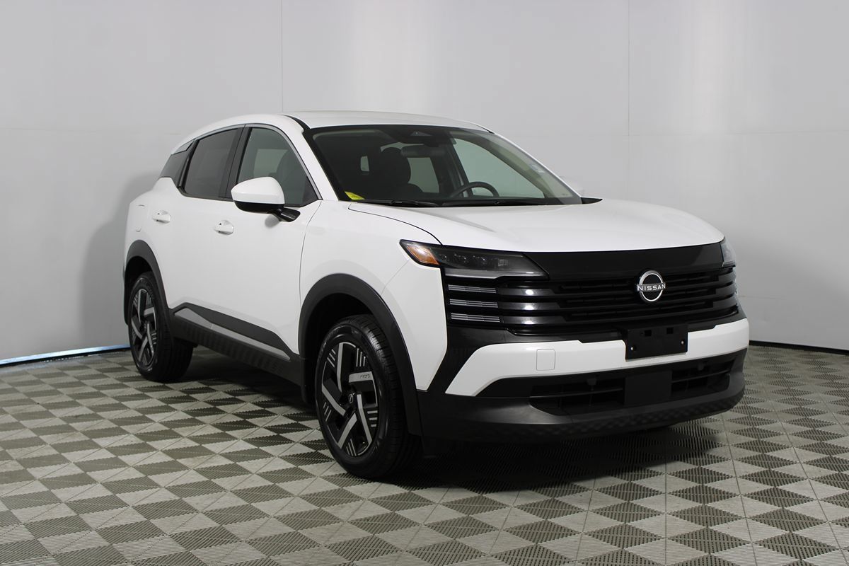 Used 2025 Nissan Kicks SV FWD image 22