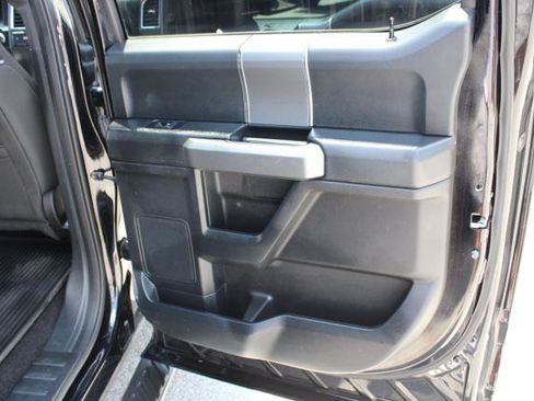 Used 2017 Ford F150 XLT w/ Equipment Group 302A Luxury AWD/4WD image 35