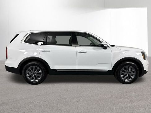 Certified 2024 Kia Telluride LX AWD/4WD image 36