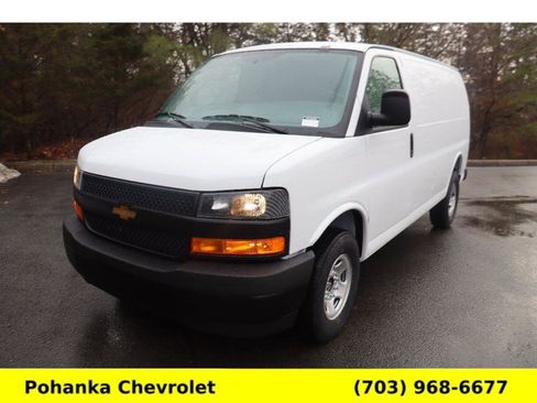 New 2026 Chevrolet Express 3500 image 3
