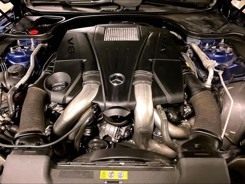 Used 2017 Mercedes-Benz SL 550 image 28