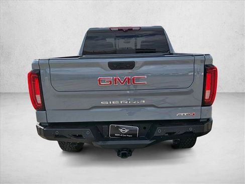 Used 2024 GMC Sierra 1500 AT4 w/ Technology Package AWD/4WD image 7