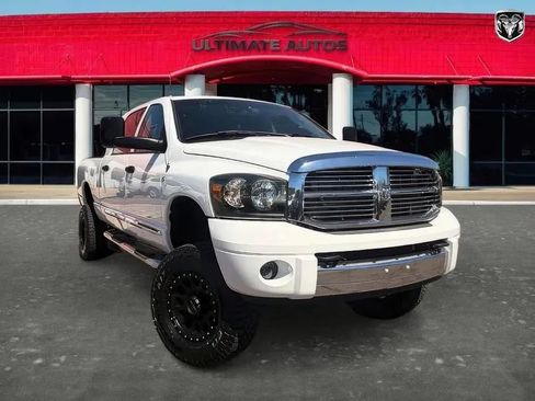 Used 2008 Dodge Ram 2500 Truck Laramie w/ Protection Group AWD/4WD image 2