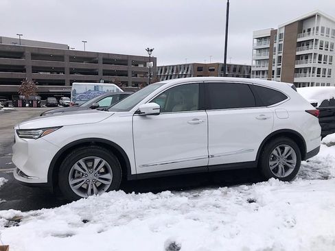Certified 2023 Acura MDX SH-AWD image 5