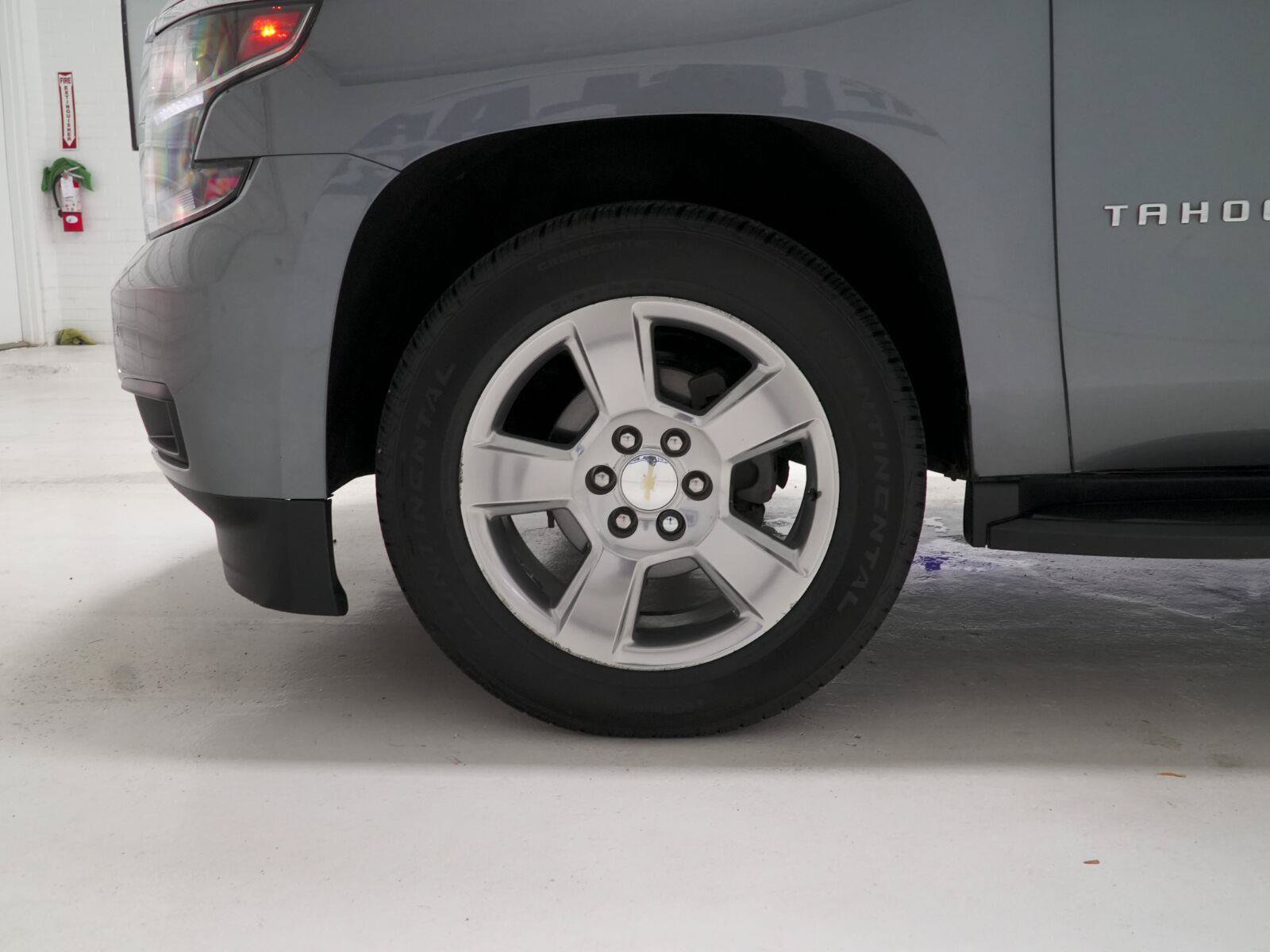 Used 2019 Chevrolet Tahoe LT RWD image 32