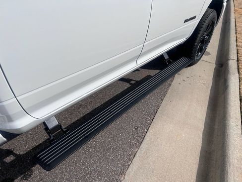 New 2026 RAM 2500 Laramie AWD/4WD image 12