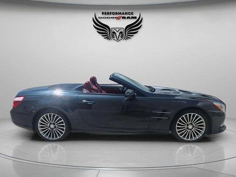 Used 2013 Mercedes-Benz SL 550 image 16