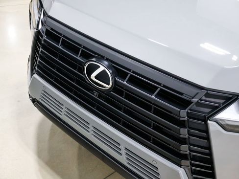 Used 2026 Lexus GX 550 w/ Accessory Package (2T) image 99