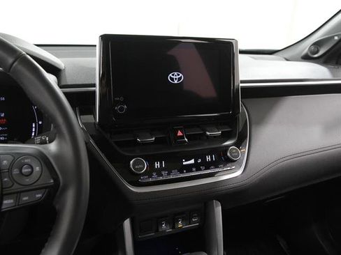 Used 2023 Toyota Corolla Cross AWD Hybrid image 9