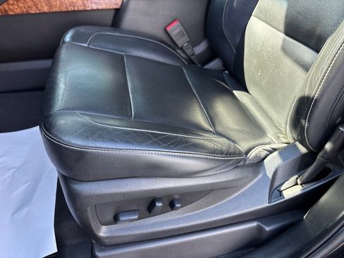 Used 2020 Chevrolet Suburban Premier image 23