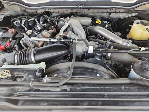 Used 2022 Ford F250 Platinum AWD/4WD image 30