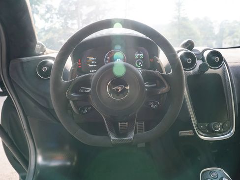 Used 2019 McLaren 600LT RWD image 26