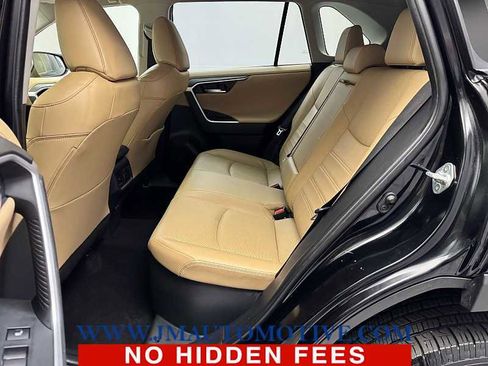 Used 2020 Toyota RAV4 Limited image 15